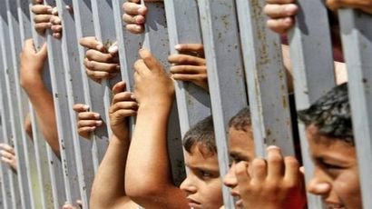 Tentara Israel Telanjangi, Lecehkan, Pukul dan Ludahi Bocah Palestina