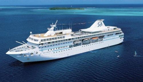 Waduh, di Kapal Wisata Ini, Penumpang Wajib Tanpa Busana