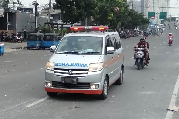 Pengendara di Pekanbaru Diminta Utamakan Ambulans di Jalan Raya, Yang Menghalangi Bisa Kena Sanksi Rp250 Ribu