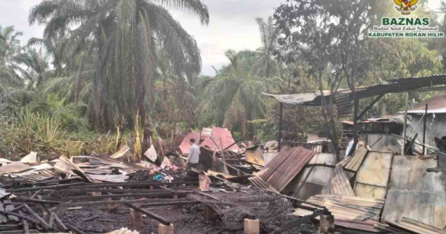 Dini Hari, Dua Rumah di Bagan Punak Meranti Ludes Terbakar