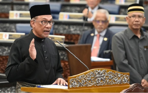 Anwar Ibrahim Desak PM Malaysia Klarifikasi Klaim Mahathir soal Kepulauan Riau