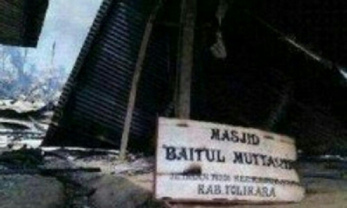 Setelah Rumah dan Kiosnya Hangus Dibakar Massa di Karubaga, Ustaz Ali dan Keluarganya Tinggal di Rumah Keluarga Kristen