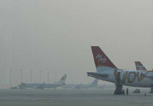 Kabut Ganggu Aktivitas Penerbangan di Bandara SSK II Pekanbaru