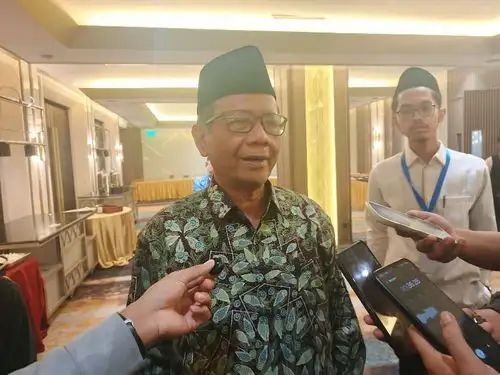 Taktis Saja, Mahfud MD Sebut Penahanan Febrie di KPK Sah