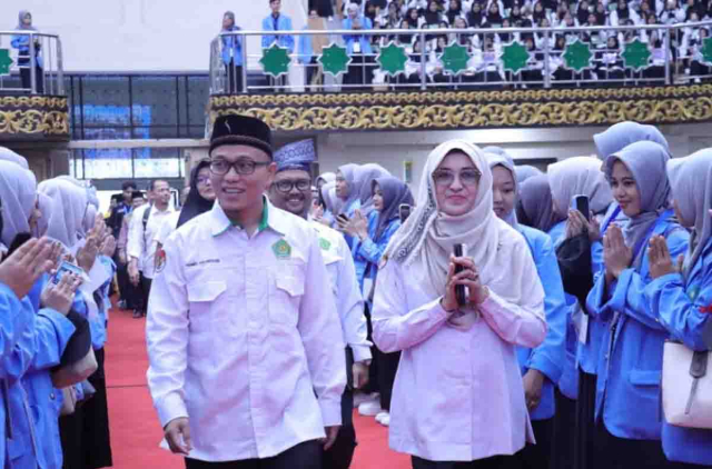 UIN Suska Riau Resmi Buka PBAK 2025, Mahasiswa Baru Disambut Hangat