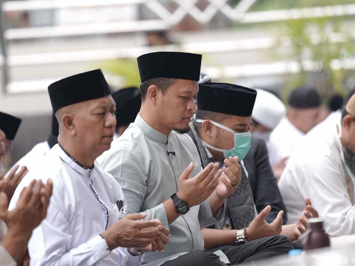 Salat Istisqa Serentak di 15 Kecamatan, Pekanbaru Ketuk Pintu Langit Mohon Hujan dan Keselamatan Petugas