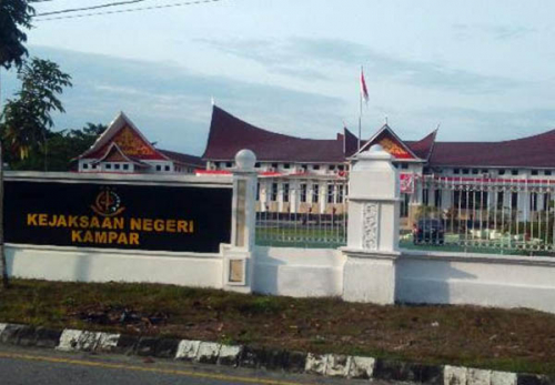 Laporan Warga Desa Binamang Sedang Dipelajari Kejari Kampar