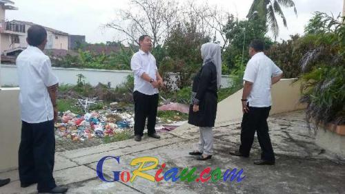 Keliling, Ketua DPRD Riau Lakukan Sidak dan Silaturahmi di Lingkungan Dewan