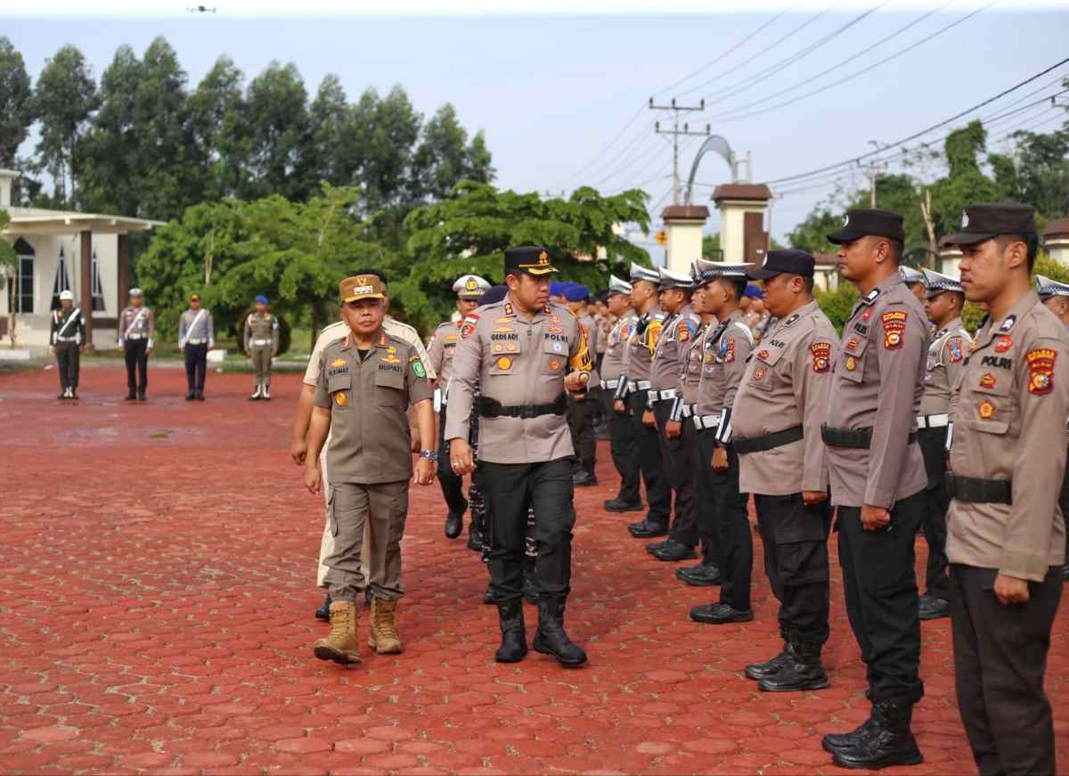Dukung Razia Patuh Lancang Kuning, Bupati Asmar Wajibkan Pegawai Pemkab Meranti Pakai Helm