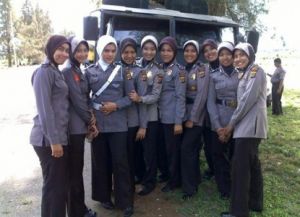 GoRiau Polwan Silakan Pakai Jilbab, Tapi Harus Beli Pakai Uang Sendiri