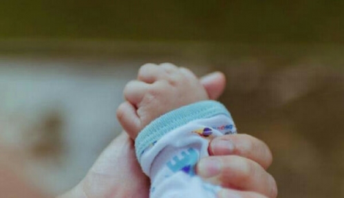 GoNews.co Laila Titipkan Bayi Hasil Kumpul Kebonya di Mushala Menjelang Azan Subuh