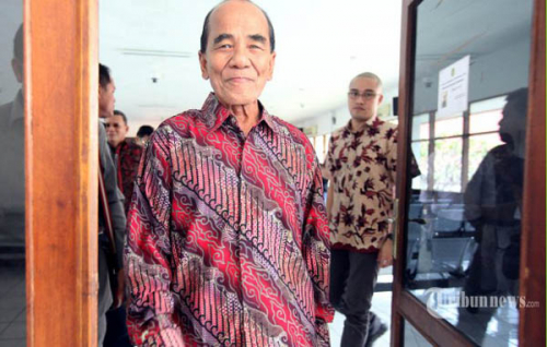 Komplikasi dan Berusia 78 Tahun Jadi Pertimbangan Presiden Jokowi Beri Grasi kepada Mantan Gubernur Riau Annas Maamun