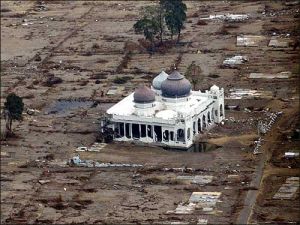 GoRiau Kenang Tragedi Tsunami, Ribuan Warga Aceh Larut dalam Doa