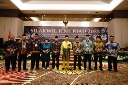 GoRiau ICMI Launching Buku Pemikiran Cendekiawan Muslim