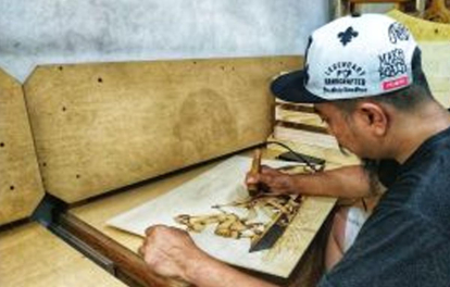 GoRiau Peluang Bisnis di Riau, Lukis Bakar Pekanbaru Ini Cocok untuk Interior Ruangan