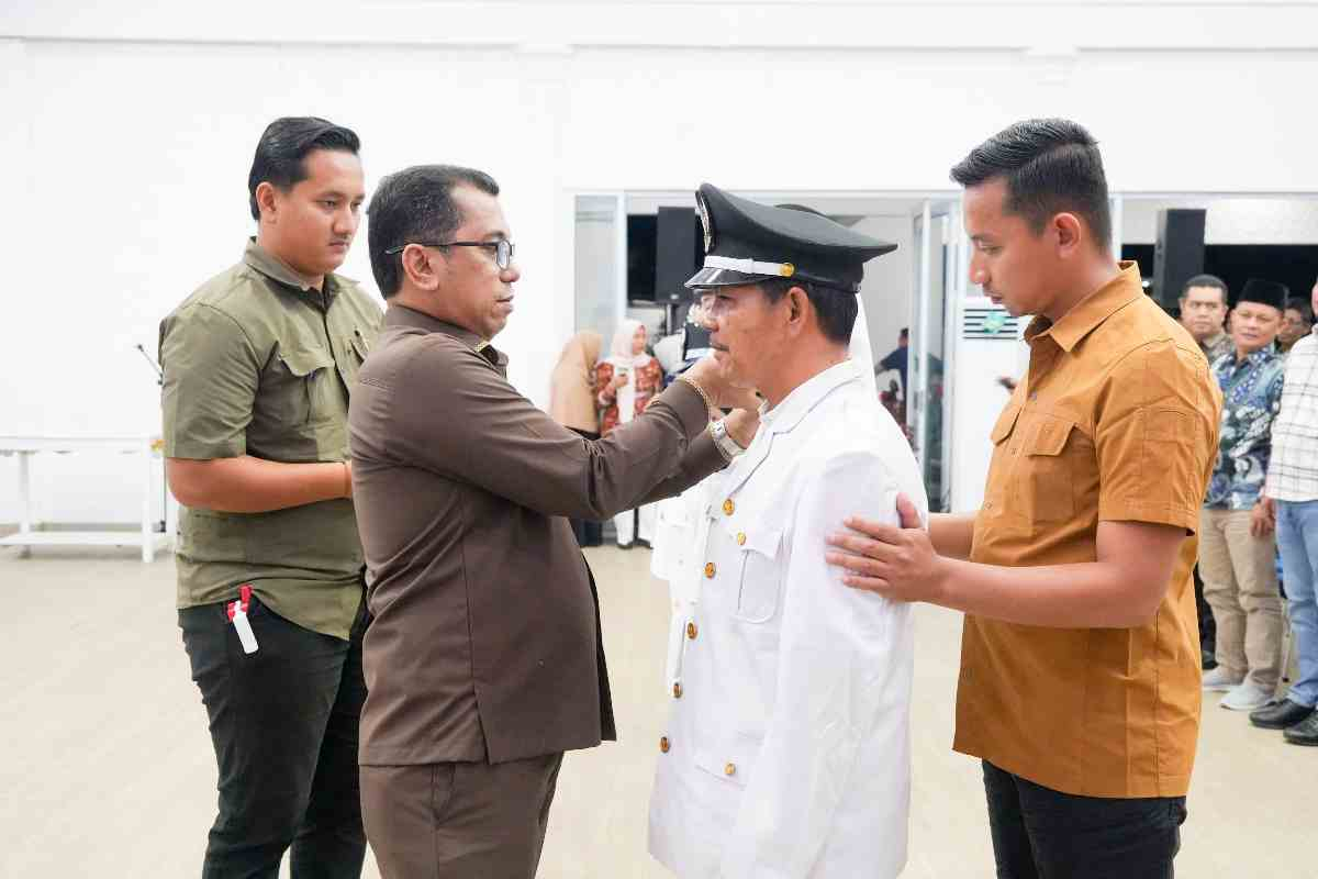 Sekda Kuansing Lantik Lima Pj Kades, Tekankan Profesionalisme