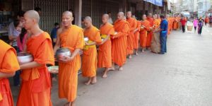 GoRiau Waduh, Sejumlah Biksu di Myanmar Doyan Mabuk dan Seks Bebas