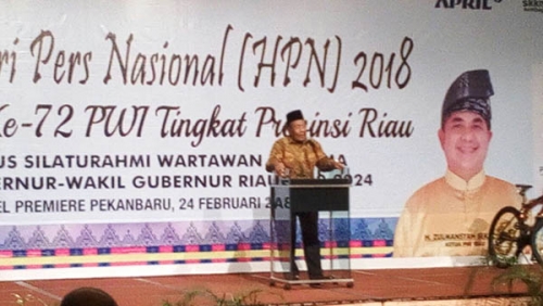 Hadiri Malam Resepsi HPN 2018, Plt Gubri Minta Wartawan Ingatkan Pemprov Riau