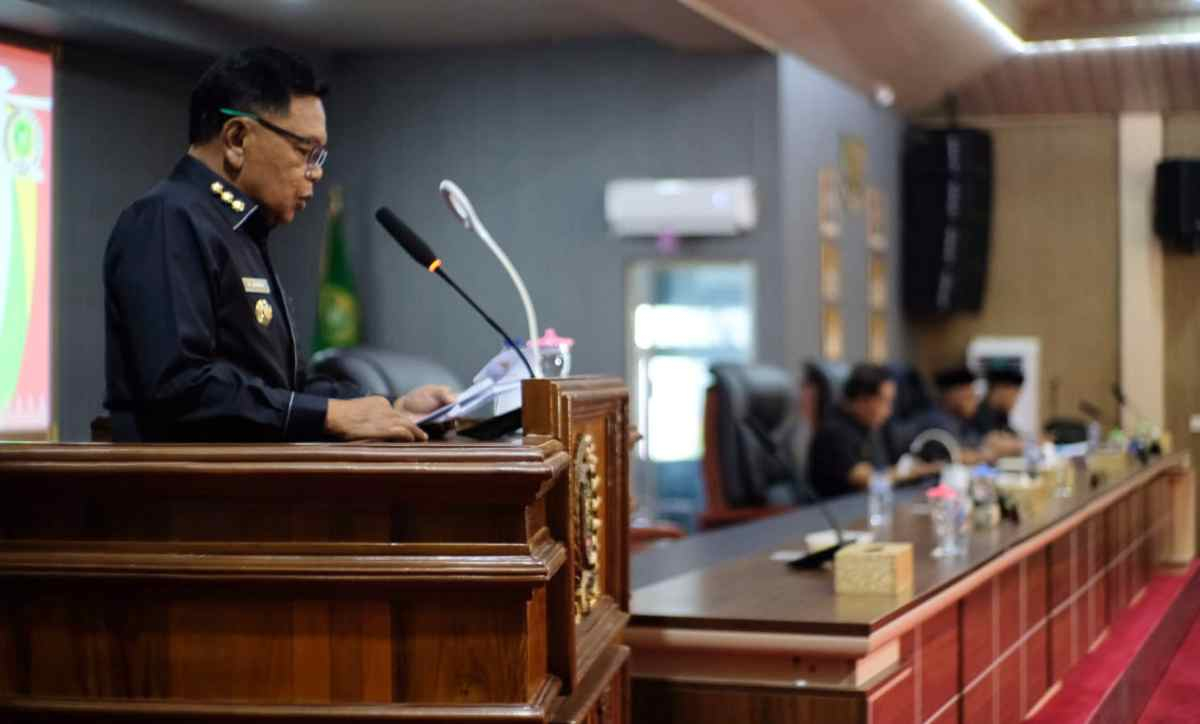 PAD Jauh dari Target, LKPJ Bupati Asmar Disorot di Paripurna DPRD Meranti