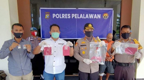 Tembak Teman hingga Tewas Gegara Power Bank di Pelalawan, Pelaku Beli Senpi Rakitan dari Palembang