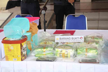 GoRiau Operasi Besar-besaran Polres Bengkalis Gagalkan Peredaran 10 Kg Sabu dan 17,817 Pil Ekstasi