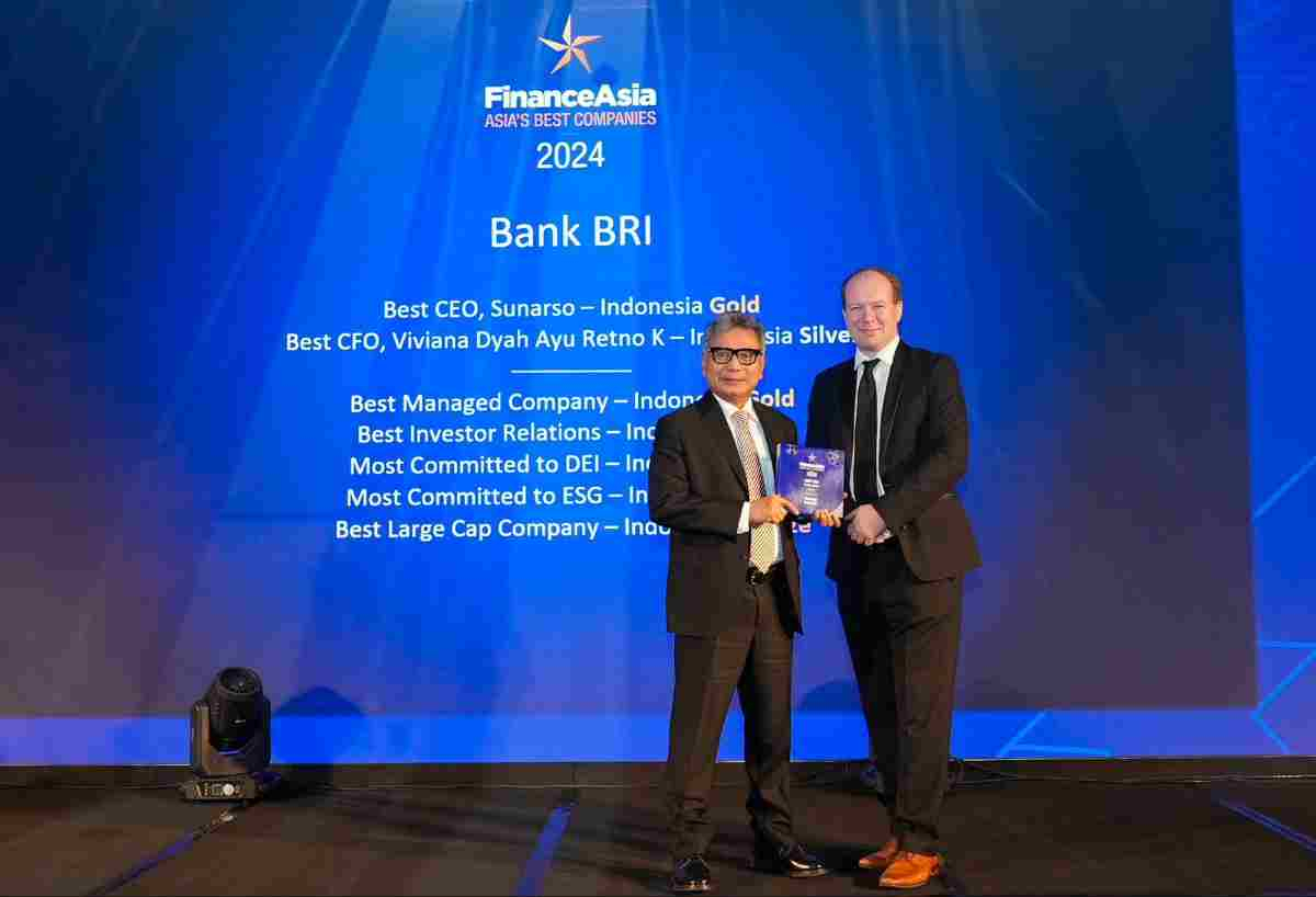 Direktur Utama BRI Sunarso Dinobatkan Sebagai The Best CEO, BRI Borong 11 Penghargaan Internasional dari Finance Asia