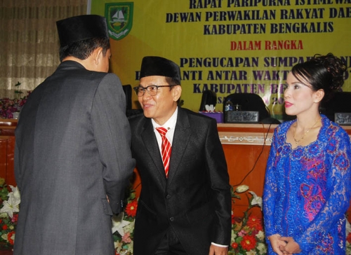 dr Morison Bationg Sihite Resmi Jadi Anggota DPRD Bengkalis, Berikut Foto-fotonya