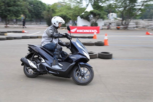 Dibuat Anak Indonesia, All New Honda PCX Hybrid Jadi Skutik Premium Hybrid Pertama di Dunia