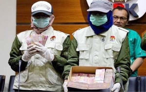 GoRiau KPK OTT Bupati, 2 Kadis dan 1 Anggota DPRD di Sumatera Dinihari Tadi