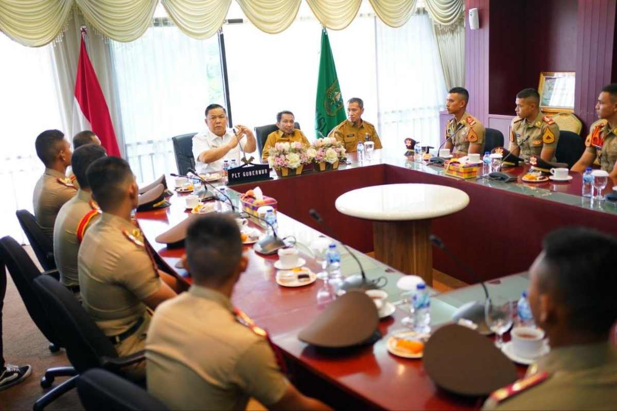 Pesan Tegas Plt Gubri SF Hariyanto untuk Taruna Akmil Riau: Junjung Kejujuran