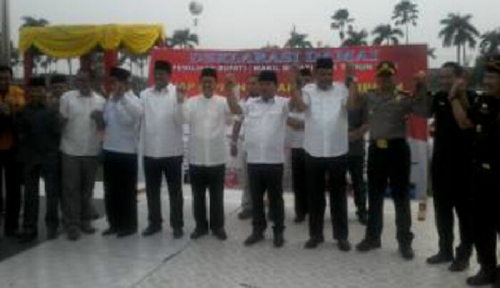 Ikuti Deklarasi Damai, Pasangan Calon Bupati Siak Siap Dipilih dan Siap Tak Dipilih