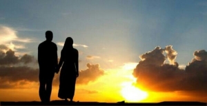 GoRiau Tambahkan Nama Suami di Belakang Namanya, Istri Diharamkan Masuk Syurga, Ini Hadistnya