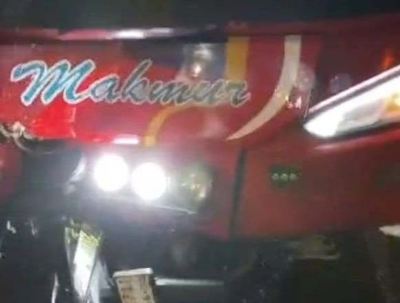 Bus Makmur Tabrak Honda di Banjar XII, Dua Warga Sedinginan Rohil Tewas