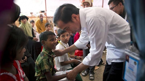 Jokowi Kunjungi Pengungsi Muslim Rohingya di Coxs Bazar