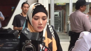 GoRiau Begini Ekspresi Mulan Jameela Usai Dengar Hakim Vonis Ahmad Dhani 18 Bulan Bui