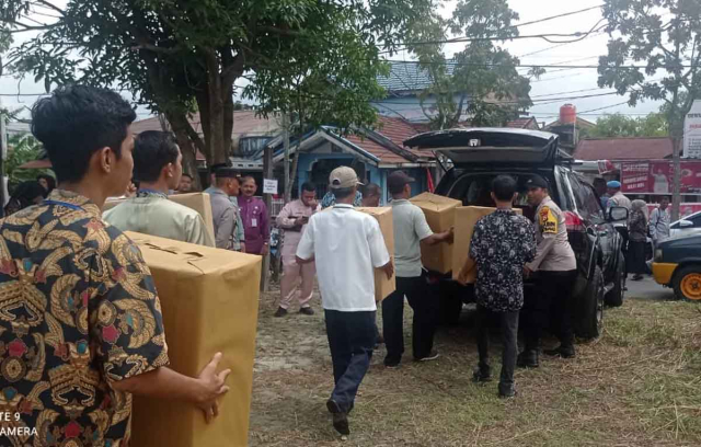 Hadiri Simulasi Pengamanan TPS, Camat Sukajadi Ajak Masyarakat Jaga Pemilu Berjalan Lancar