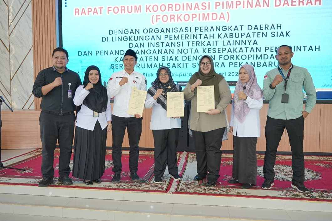 Gebrakan Bupati Afni: Buang Sampah Sembarangan di Siak Bakal Disidang di Tempat