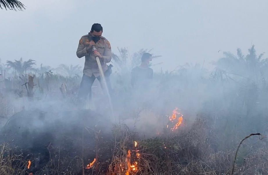 Pemprov Riau Tingkatkan Kewaspadaan Karhutla Hadapi Transisi Musim Kemarau