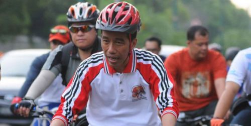 Rombongan Sepeda Jokowi Dicegat Polisi Gara-gara Ini