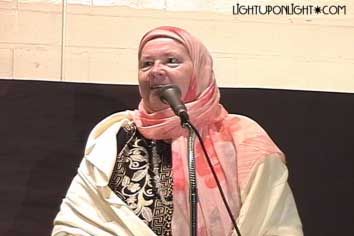 Margaret Templeton, Wanita Atheis Ini Mendapat Hidayah pada Usia 65 Tahun