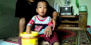 GoRiau Kasihan, Bocah 4 Tahun Ini Menangis dan Menjerit Kesakitan Gara-gara Menggemari Cincin Batu Akik