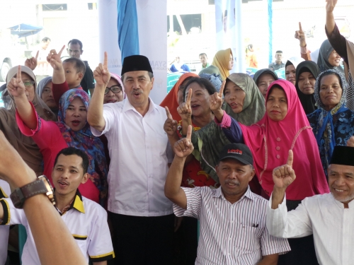 Ini Alasan Kenapa Ibuk - Ibuk Ramai Hadiri Kampanye Cagub Riau Nomor 1