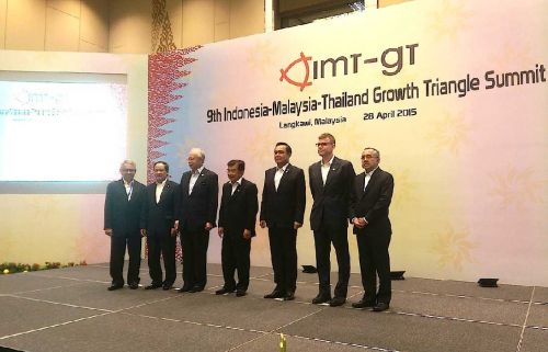 Dampingi Wapres Jusuf Kalla, Plt Gubernur Riau Ikut Bahas Transportasi Malaka-Dumai di KTT IMG-GT Malaysia