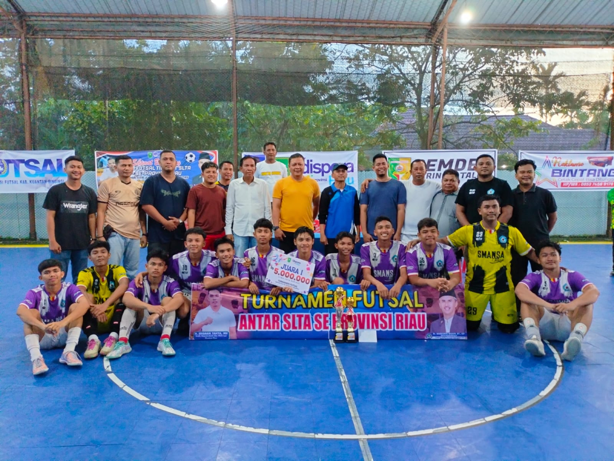 SMAN 1 Telukkuantan Juara Turnamen Futsal Antar SLTA se-Riau