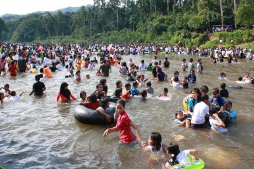 Sambut Ramadhan, MUI Larang Warga Mandi Bersama di Sungai saat Tradisi Balimau
