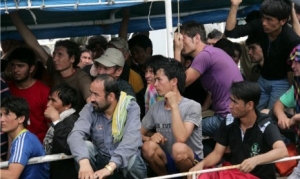 Berlayar ke Eropa Gunakan 12 Perahu Kecil, 550 Migran Diselamatkan Spanyol