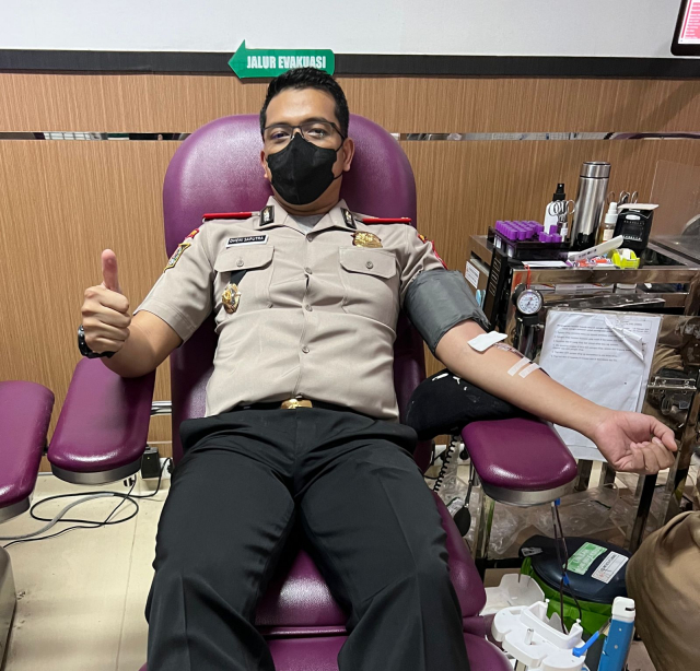 Stok Darah Indonesia Masih Rendah, Perwira Polri Kampanyekan Donor