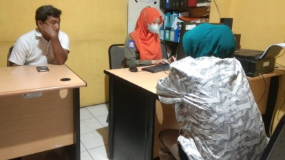 Mahasiswi di Padang Menjerit Saat Berduaan dengan Mahasiswa dalam Kamar, Diserahkan Warga ke Satpol PP