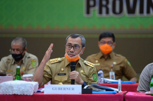 Satu ASN Pemprov Riau Positif Covid-19, Gubri Bakal Swab Seluruh Pegawai pada 5 Agustus Nanti