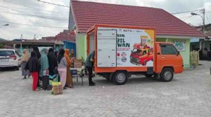 GoRiau Stabilisasi Harga di Pekanbaru, Mobil Pak Aman Sediakan Beras hingga Minyak Goreng Murah